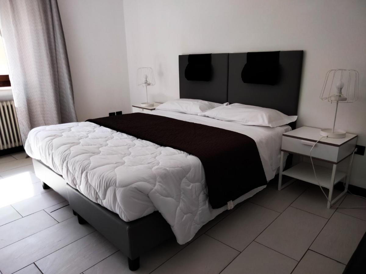Appartement Casale Mammarella à LʼAquila Extérieur photo